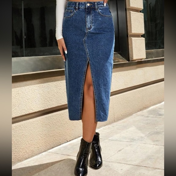 High Waist Denim Skirt ❤️ - Picture 3 of 4